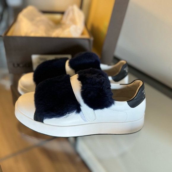 NWT - UGG Yara Sneaker - EU 37 - Picture 4 of 7